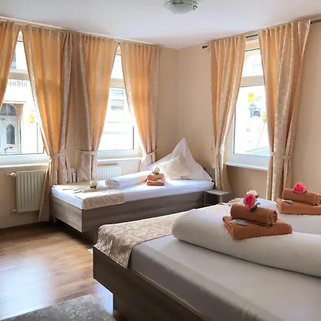 게스트하우스 Goldenesvogtland *