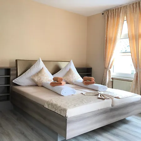 Goldenesvogtland * Adorf