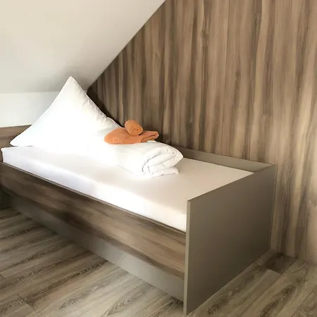 Goldenesvogtland 게스트하우스 Adorf